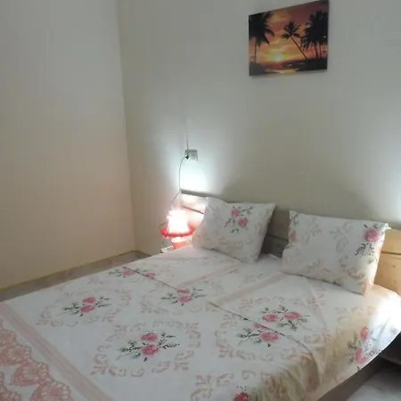 Viktoria פומורי