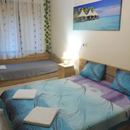 Viktoria פומורי