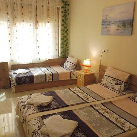 Viktoria Πανσιόν 4*